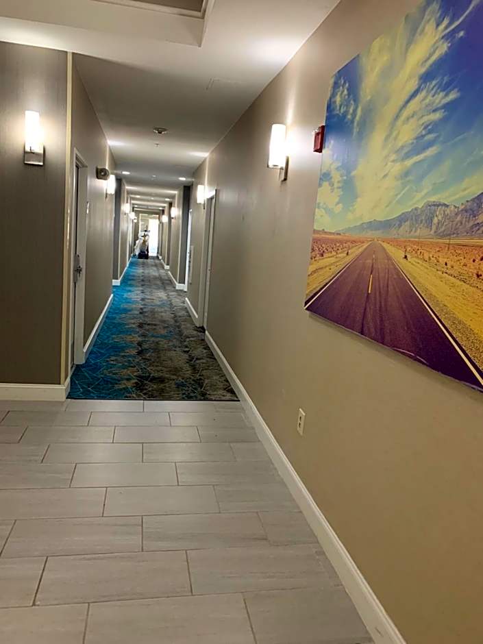 La Quinta Inn & Suites by Wyndham Lubbock North