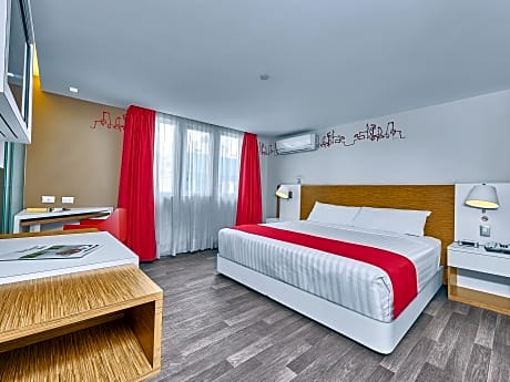 ONE QUEEN BED