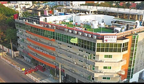 Nobila Airport Hotel