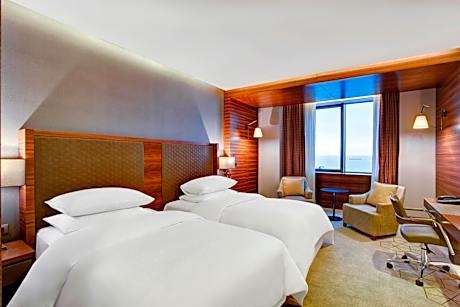 Deluxe Room with Twin Beds - Sea View