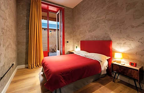 Double Room with Shared Toilet