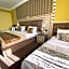 Hotel Deluxe
