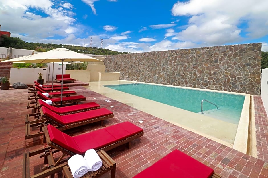 Albor San Miguel de Allende, Tapestry Collection