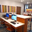 Holiday Inn Express & Suites Racine By IHG