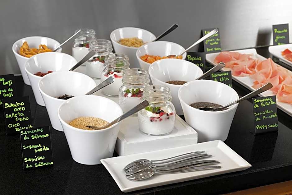 AC Hotel by Marriott Porto