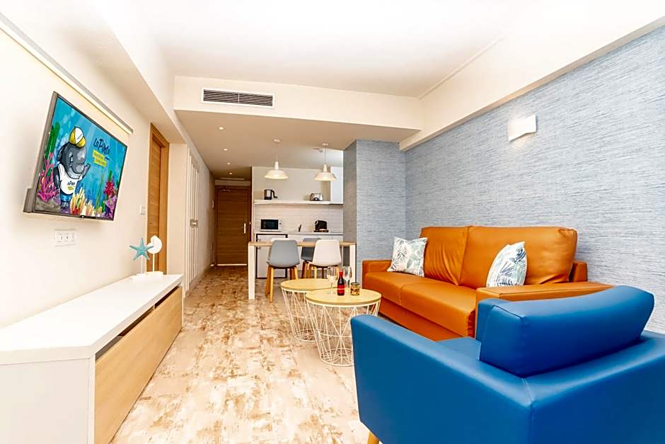 HOVIMA La Pinta Beachfront Family Hotel