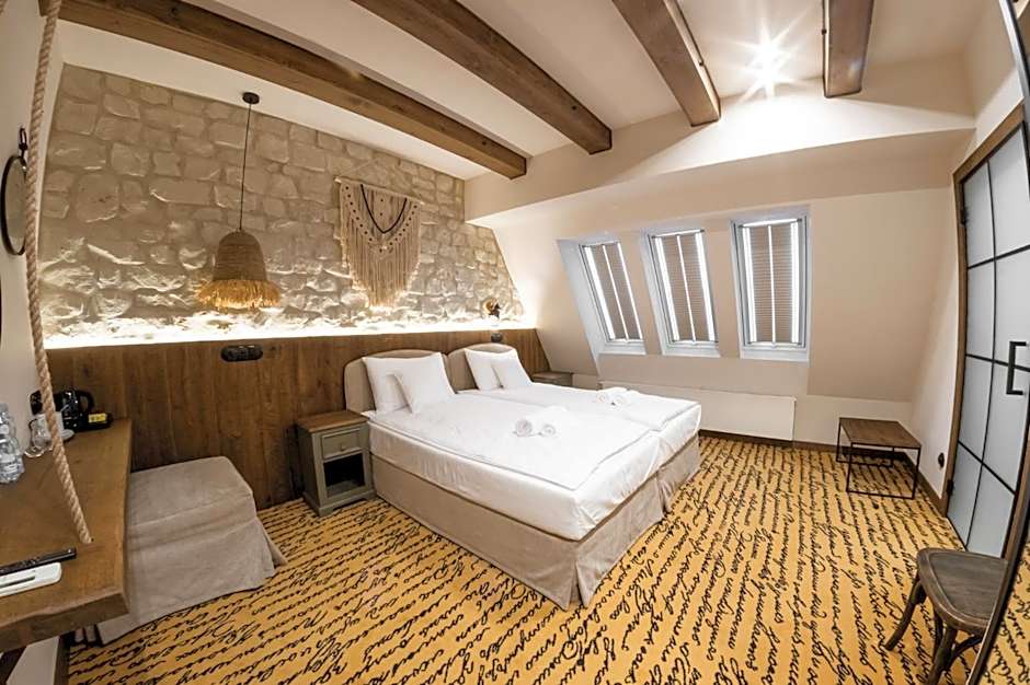 Dwór Bogucin Hotel&Restauracja