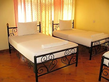 Triple Room with Balcony