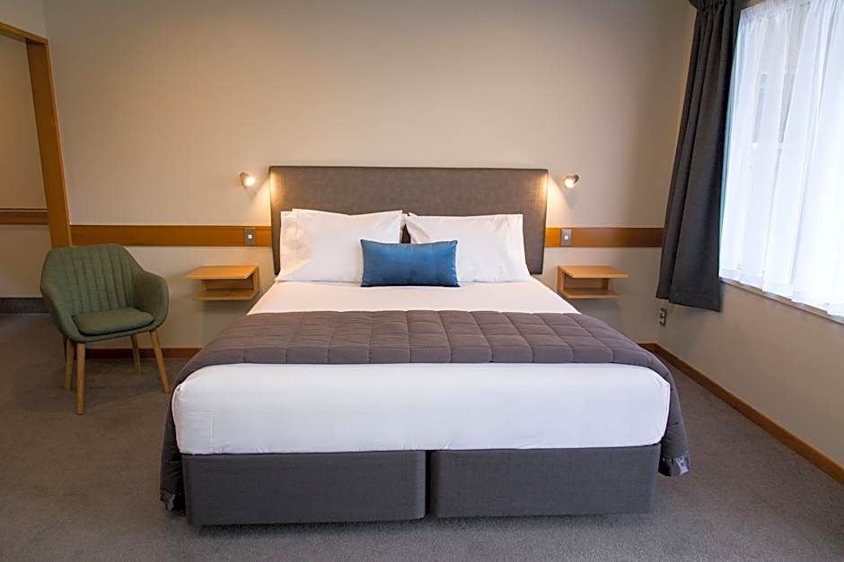 Dunedin Motel and Villas