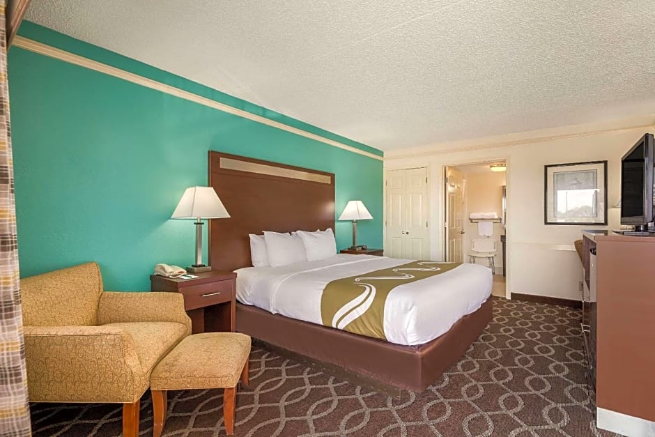 Quality Inn Tulsa Central