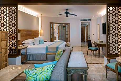 Golden Superior Junior Suite