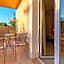 Danelis Studios & Apartments