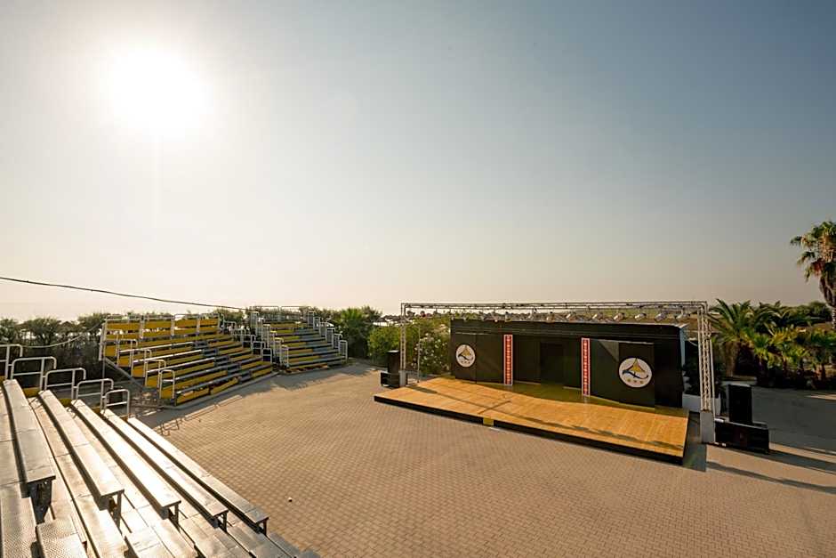 African Beach Hotel-Residence