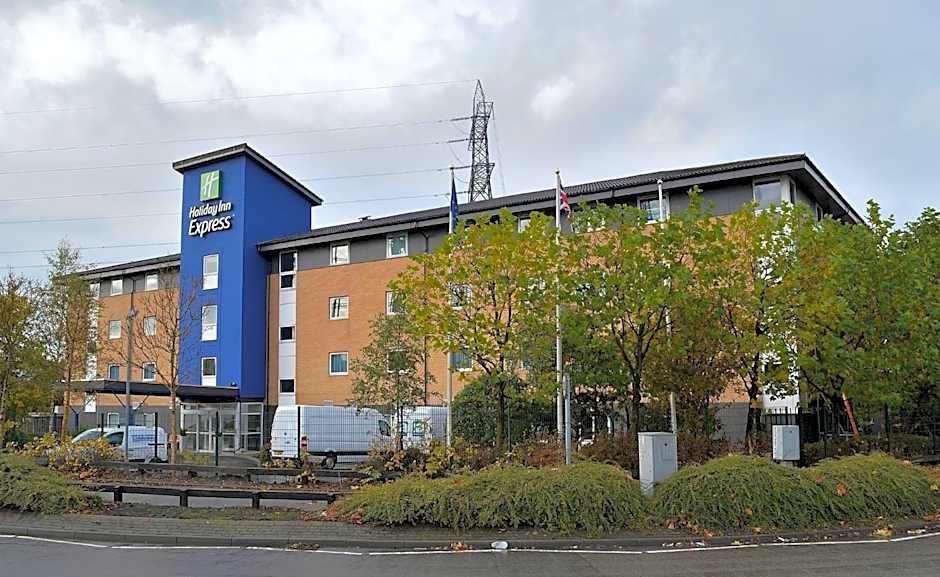 Photo 1 of 49 of Holiday Inn Express Birmingham Star City By IHG