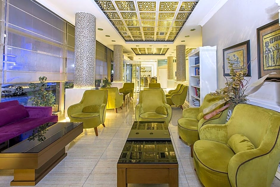 Grand Saatcioglu Hotel