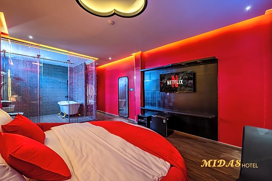 Midas Hotel