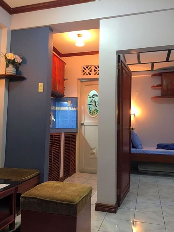 Las Pinas Serviced Apartment