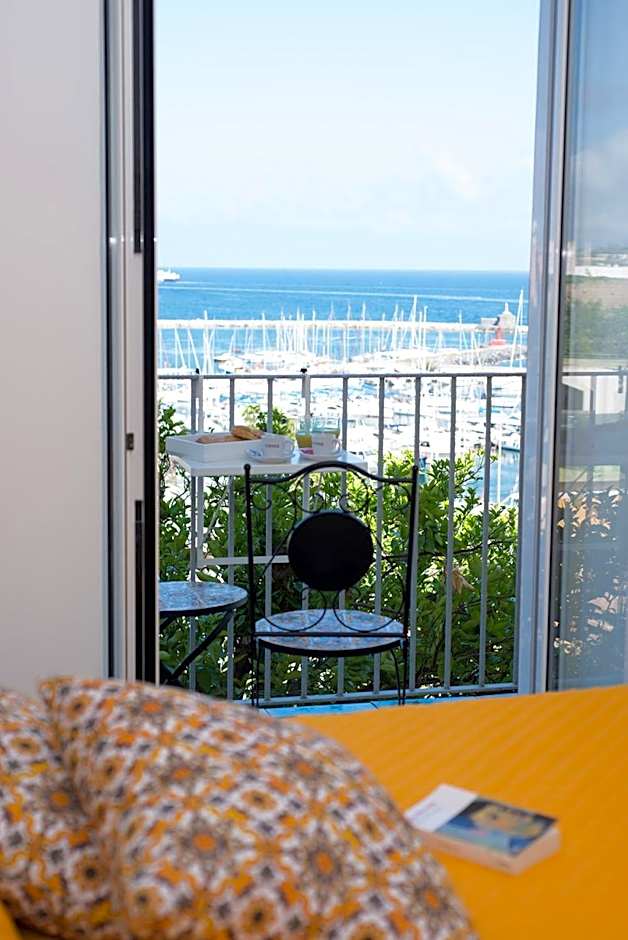 Punta Lingua Relais - Room 3 Port View