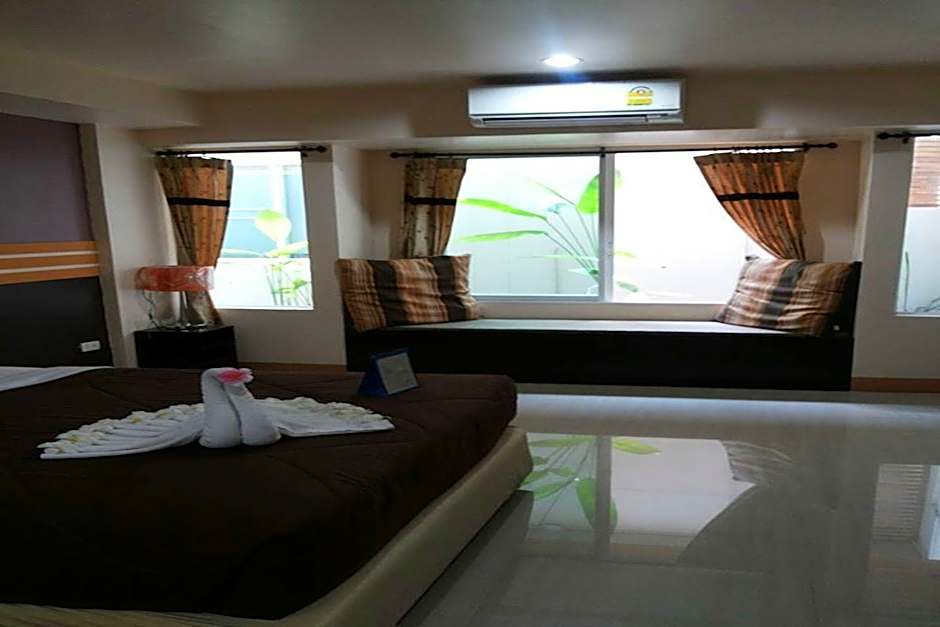 Winhouse Hotel