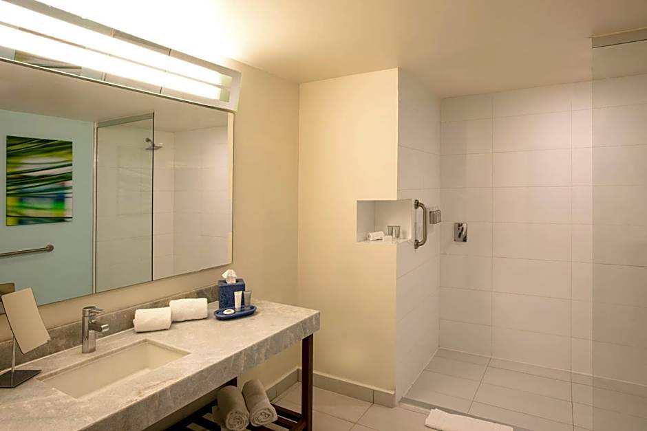 Courtyard by Marriott Queretaro