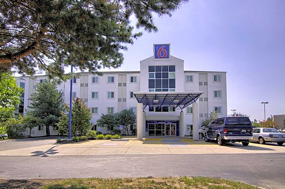 Motel 6-Portsmouth, NH