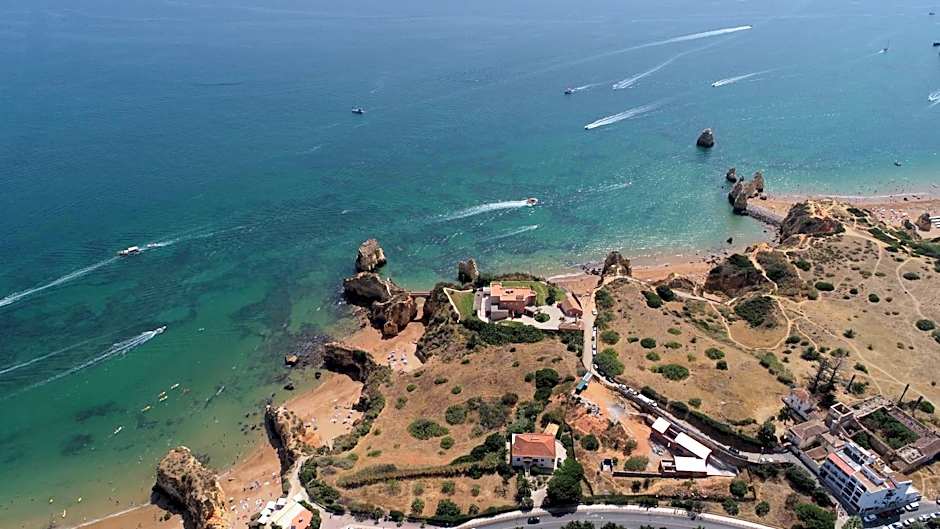 Racing Mackerel Hostel