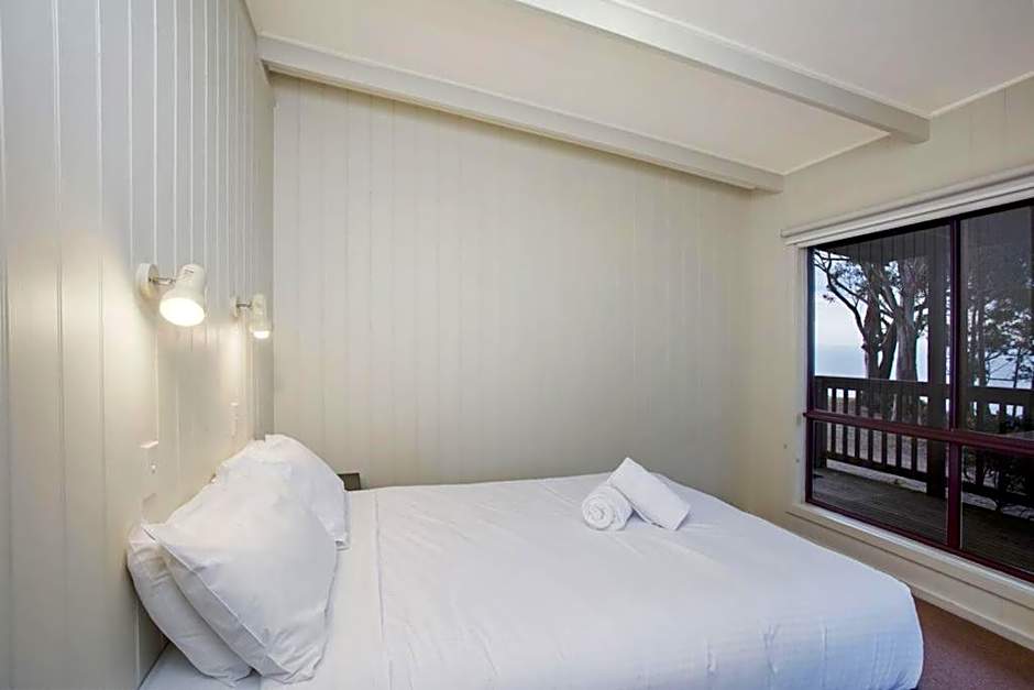 Beacon Point Ocean View Villas