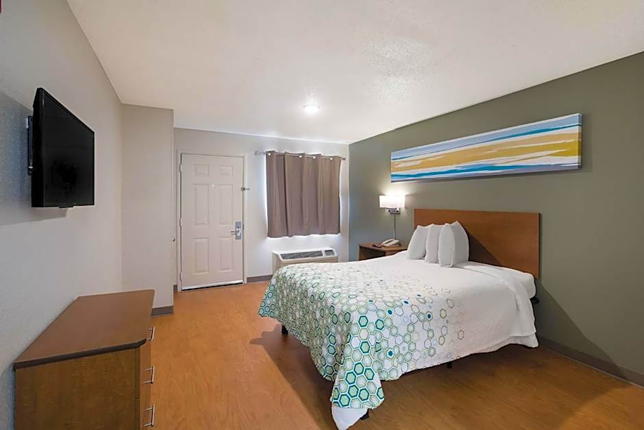 HomeTowne Studios Covington