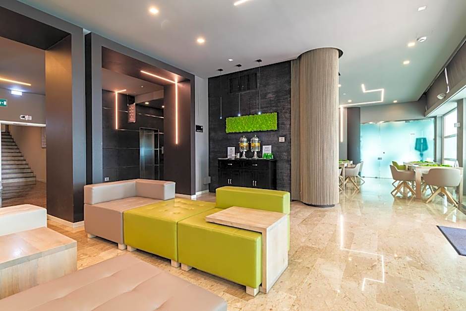 International Beach Hotel