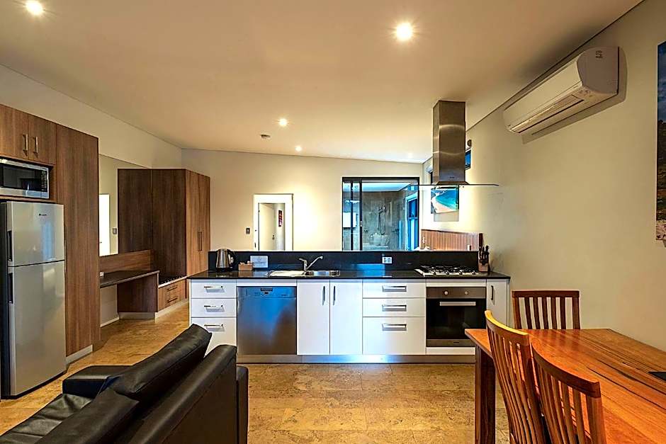 Eight Willows Retreat