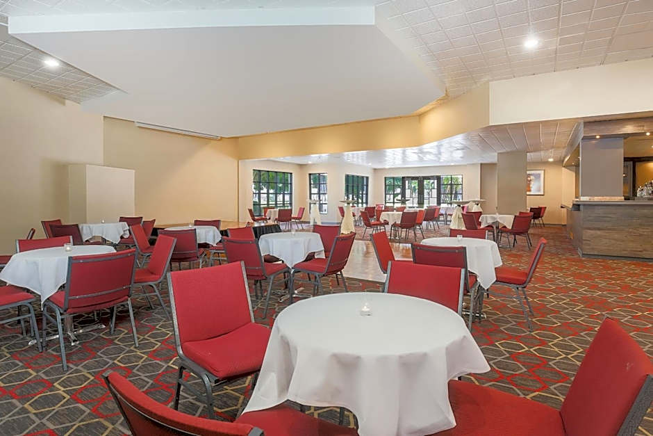 Four Points By Sheraton San Diego