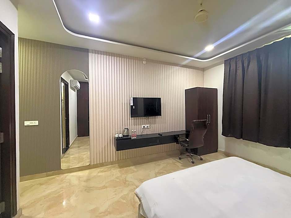Hotel Pratap Palace