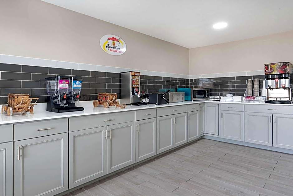 Super 8 by Wyndham Amarillo West