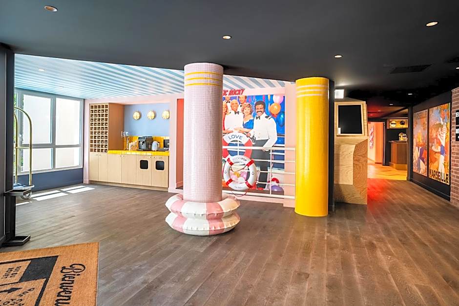 RockyPop Marseille Hotel