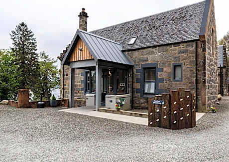 Ben Cruachan Inn - Restaurant, Pub with Rooms