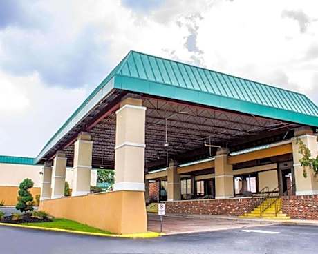 Wilkes Barre Inn & Suites conference center