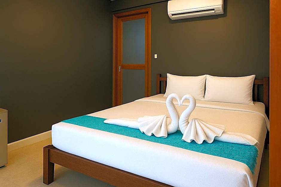 The Noi Guesthouse and Restaurant