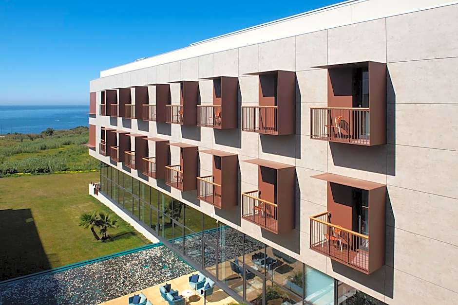 Sines Sea View Business & Leisure Hotel