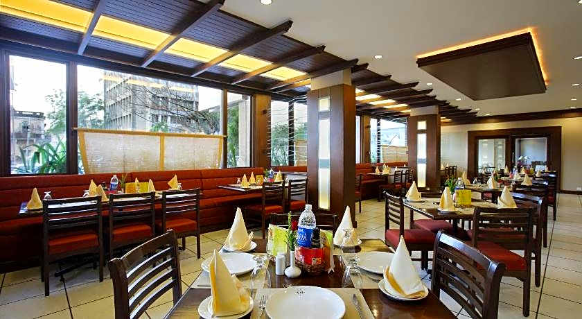 Express Towers Hotel