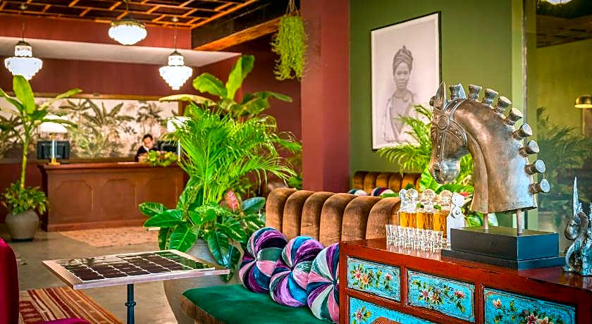 Lao Poet Hotel