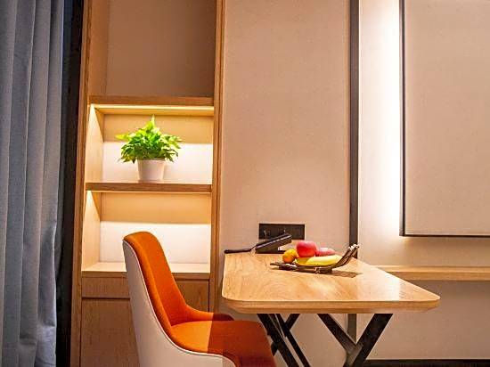 Shipu Hotel (Ningbo Science and Technology Innovation Center, Wisdom Park)