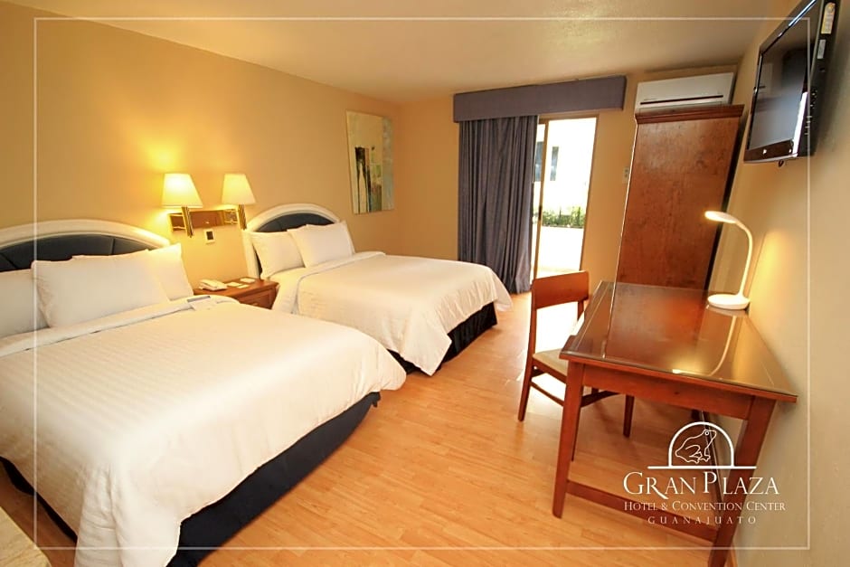 Hotel Gran Plaza & Convention Center