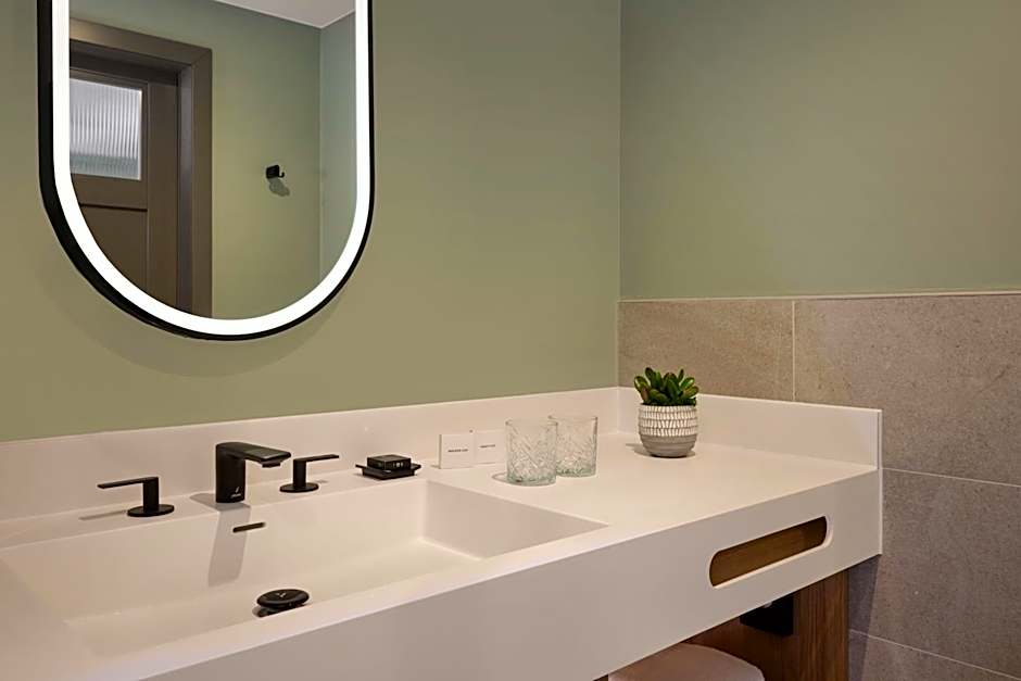 The Reach at Piccadilly, Manchester, a Tribute Portfolio Hotel