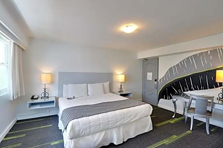 Standard King Room