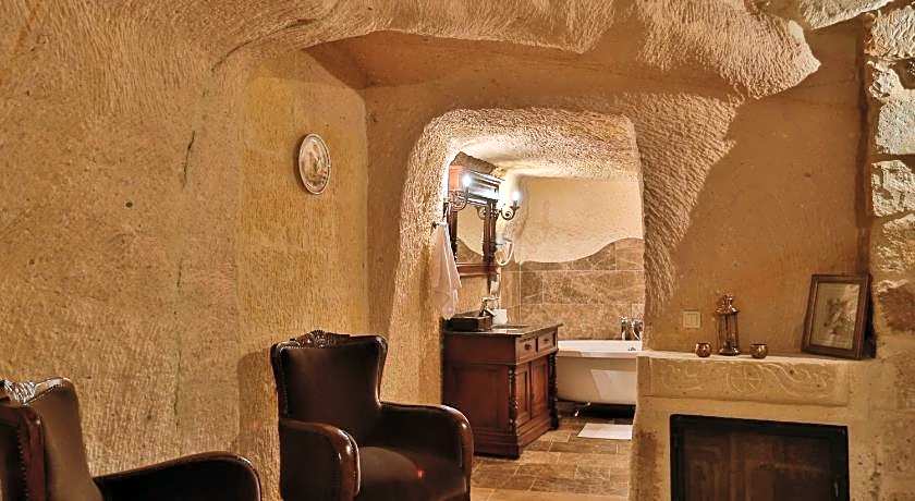Acropolis Cave Suites