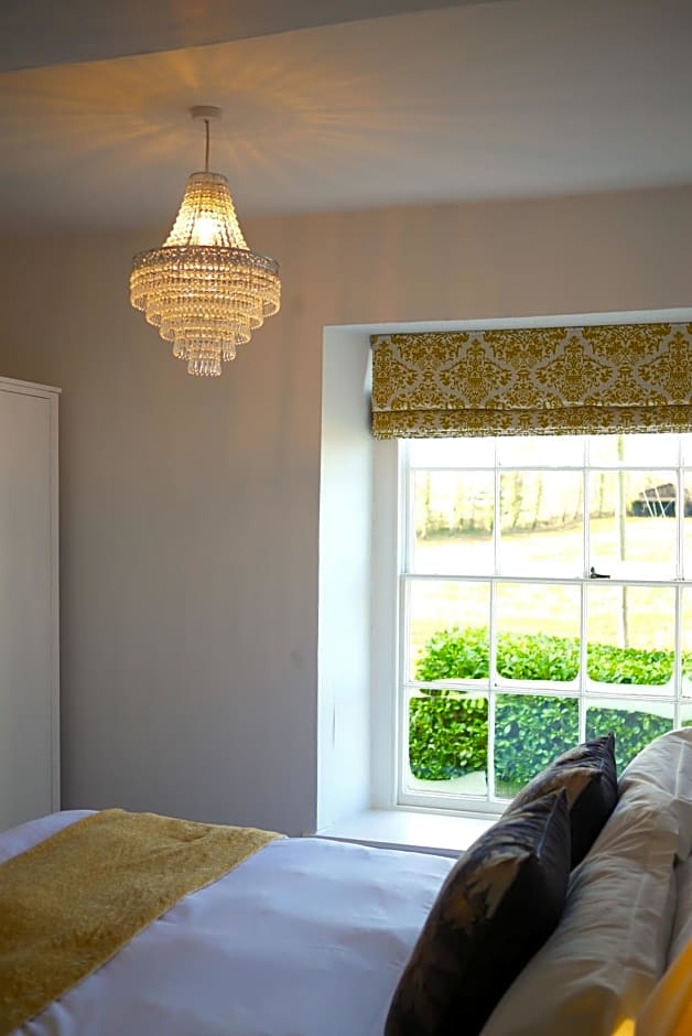 Glewstone Court Country House Hotel