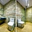 Hotel Pearl Plaza