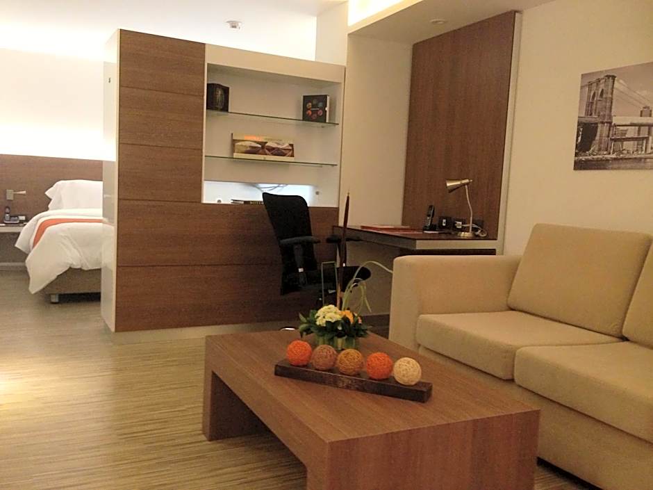 Bogota 100 Design Hotel