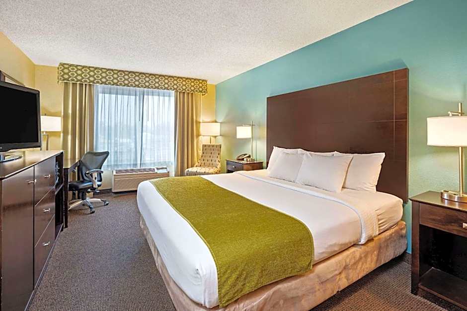La Quinta Inn & Suites by Wyndham Boise Airport