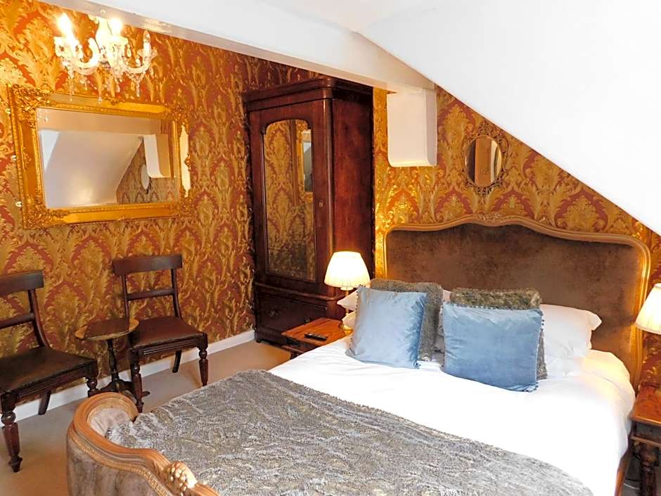 The Old Registry guest house